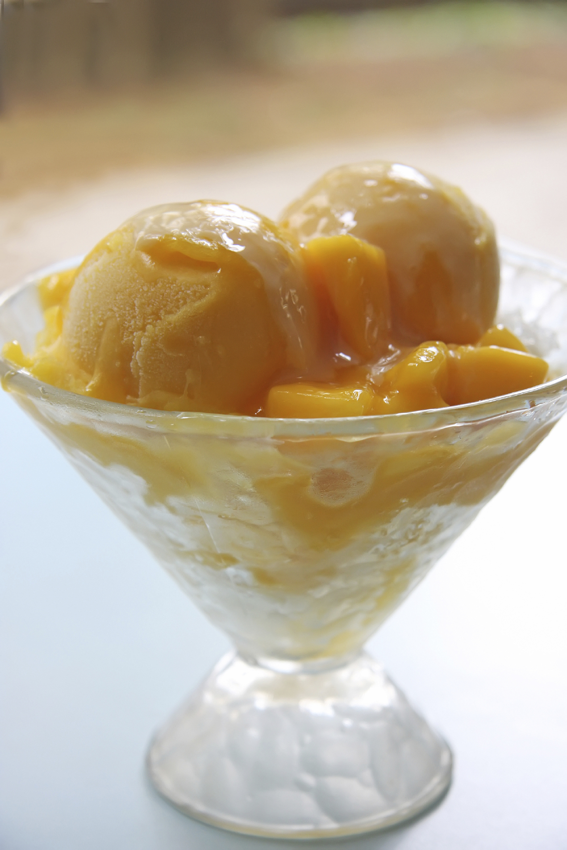 Helado de requesón y mango