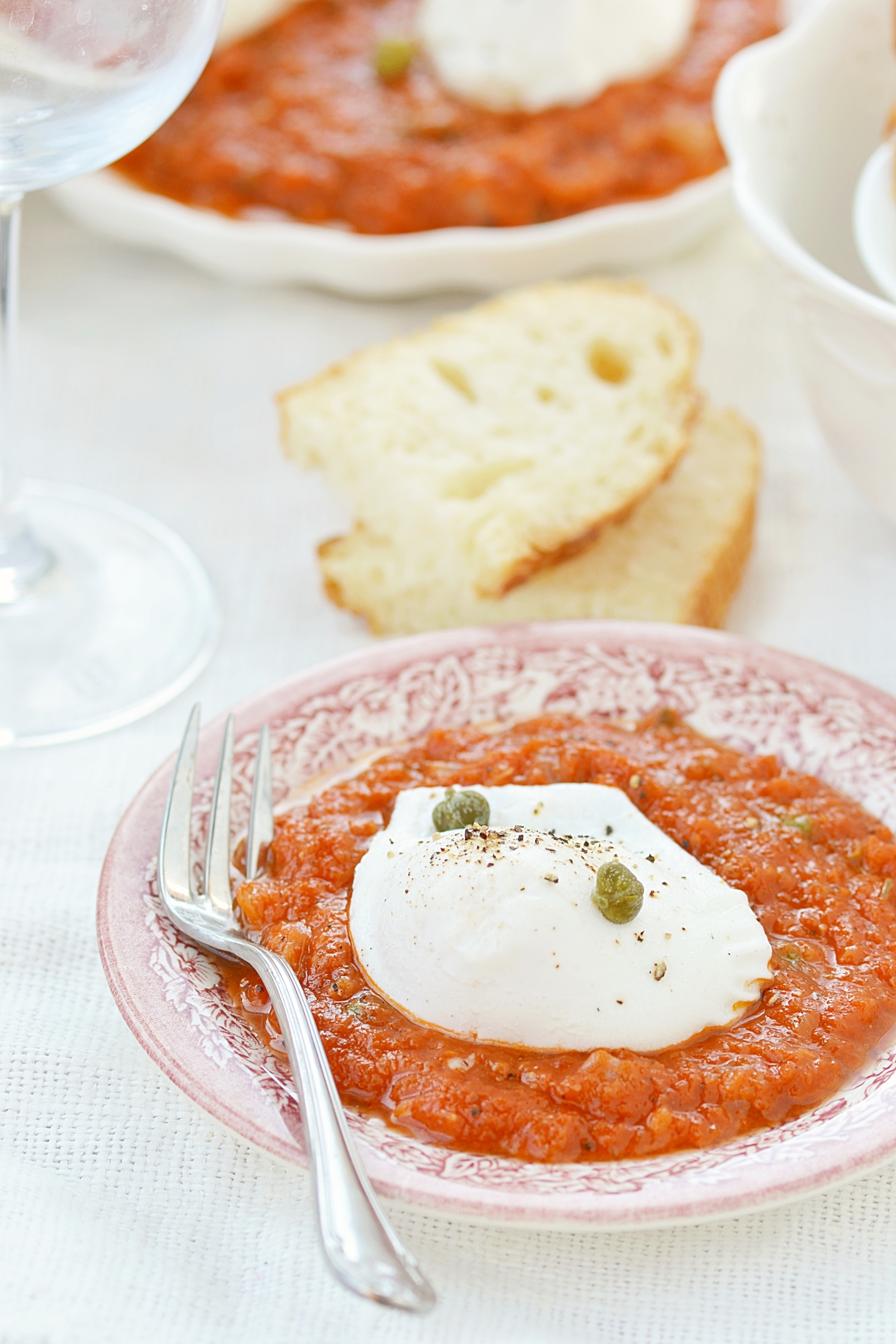 Huevo con tomate