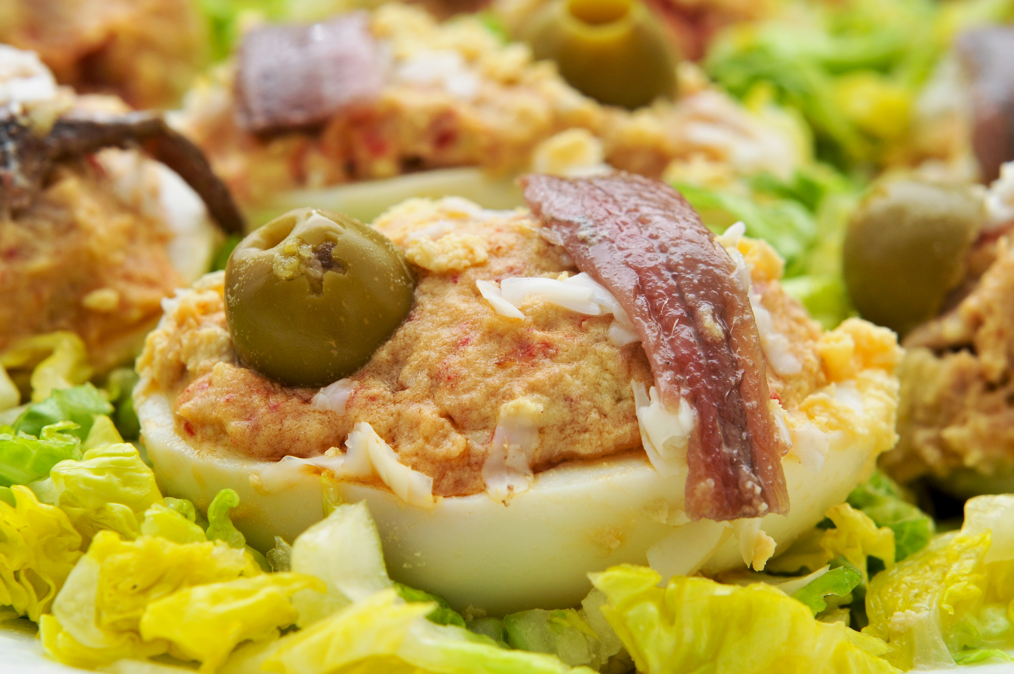 Huevos rellenos de la abuela