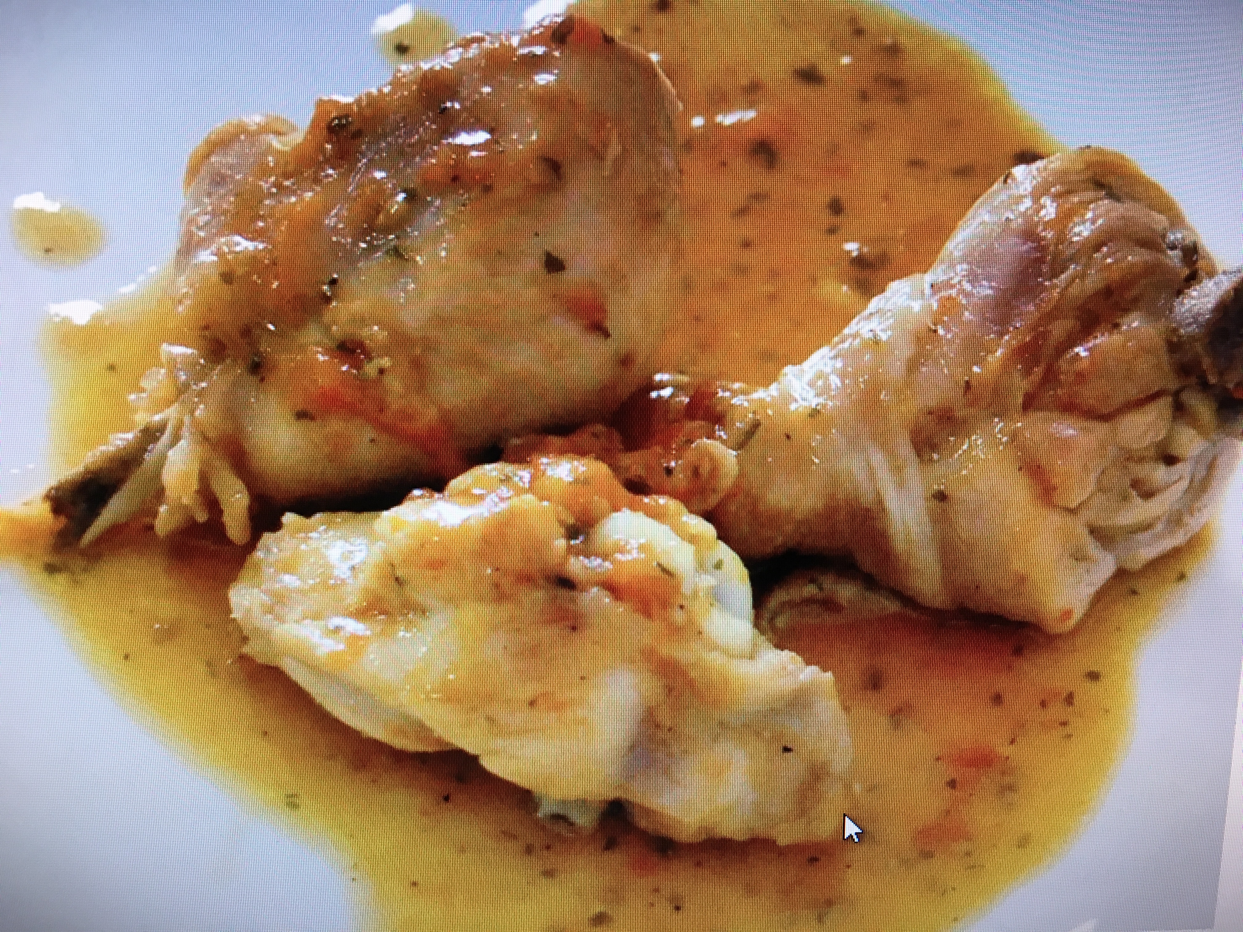 POLLO CON SOPA DE CEBOLLA Y CERVEZA