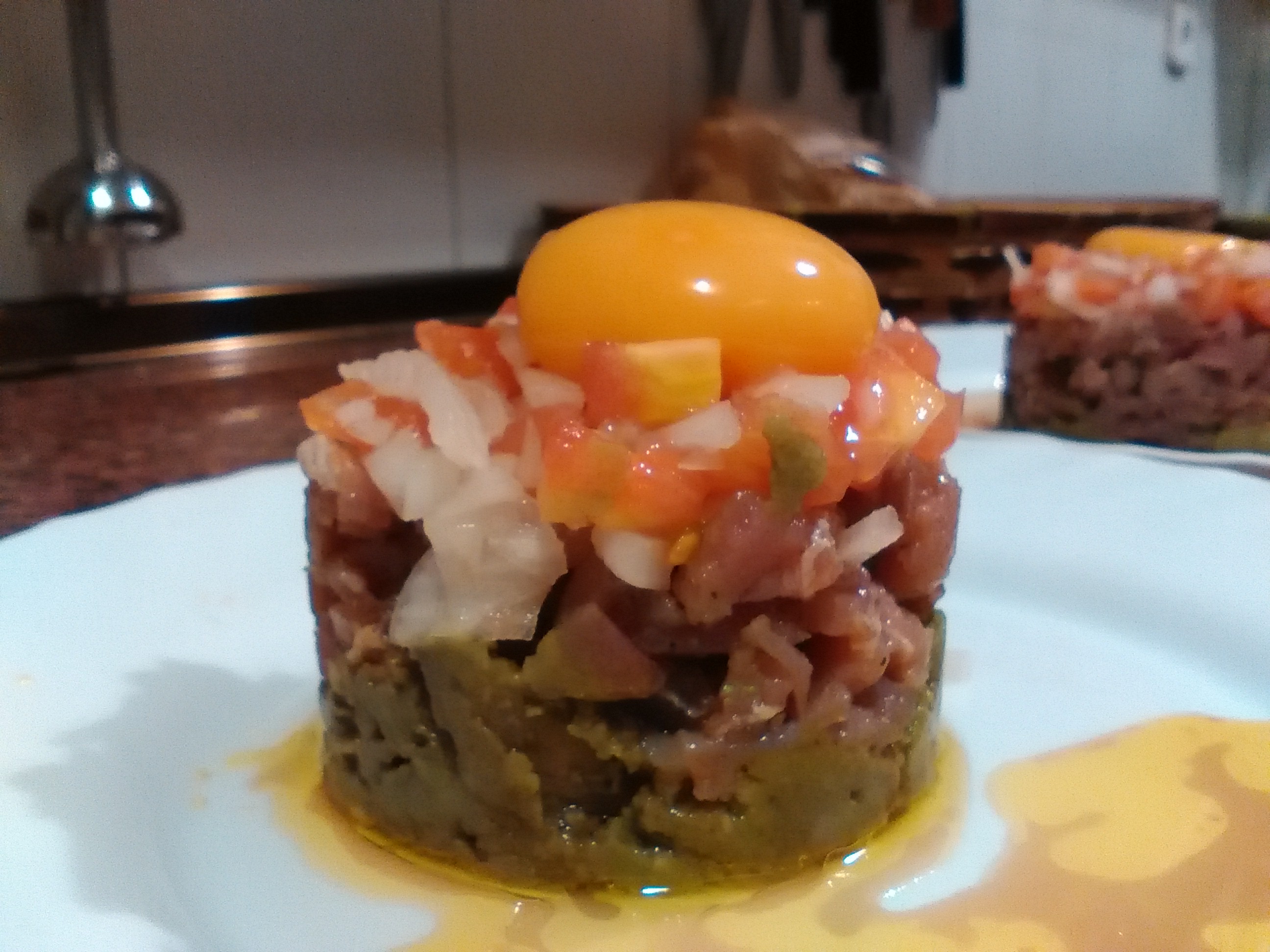 Tartar de atún con guacamole