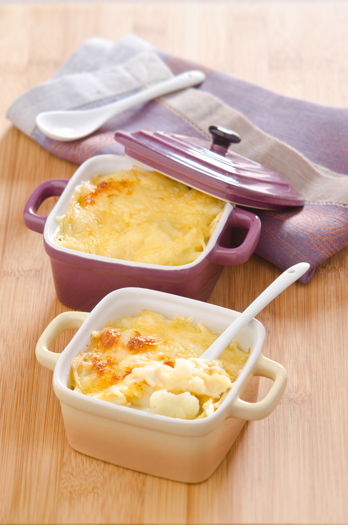 Macarrones con coliflor gratinados