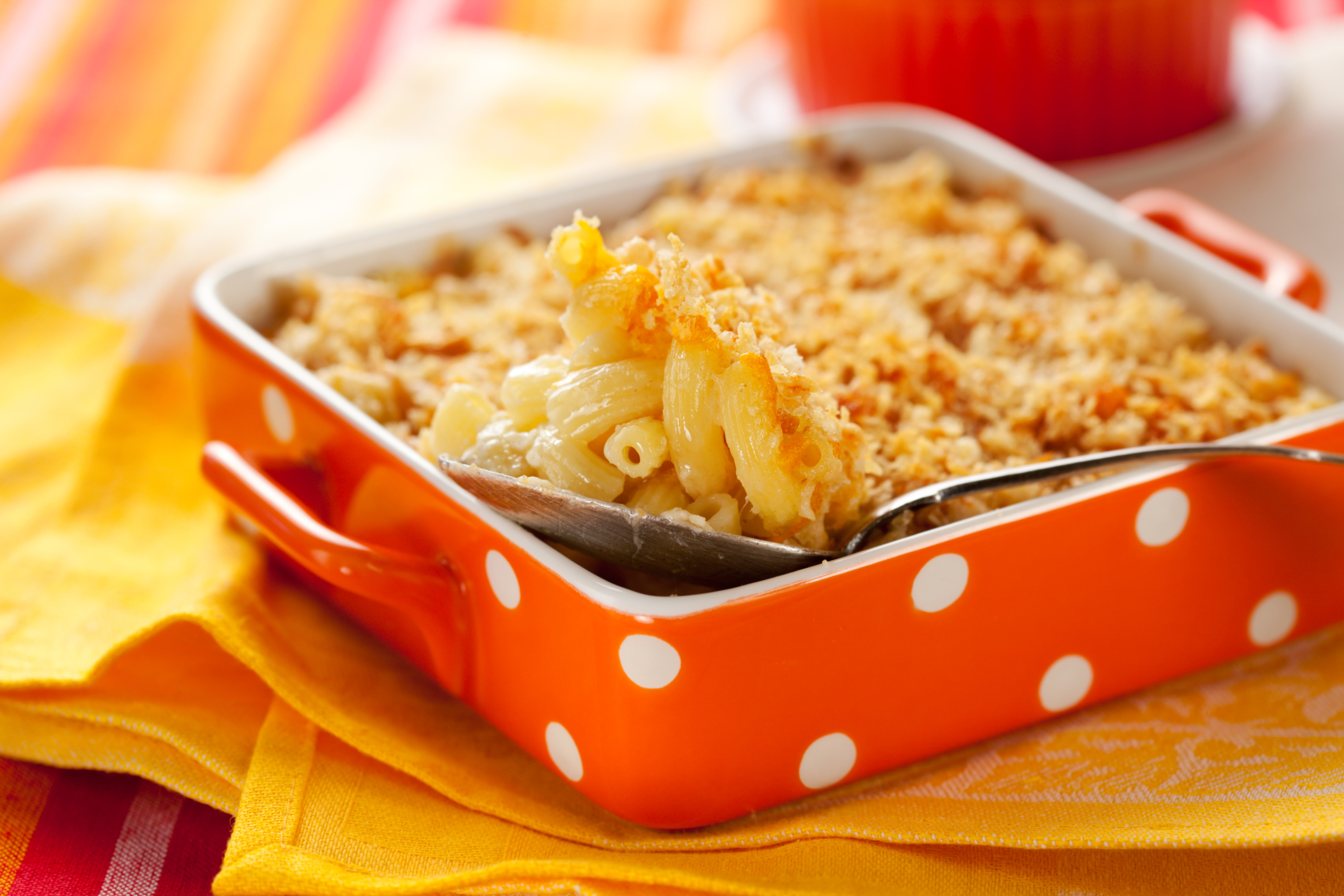 Macarrones con dos salsas