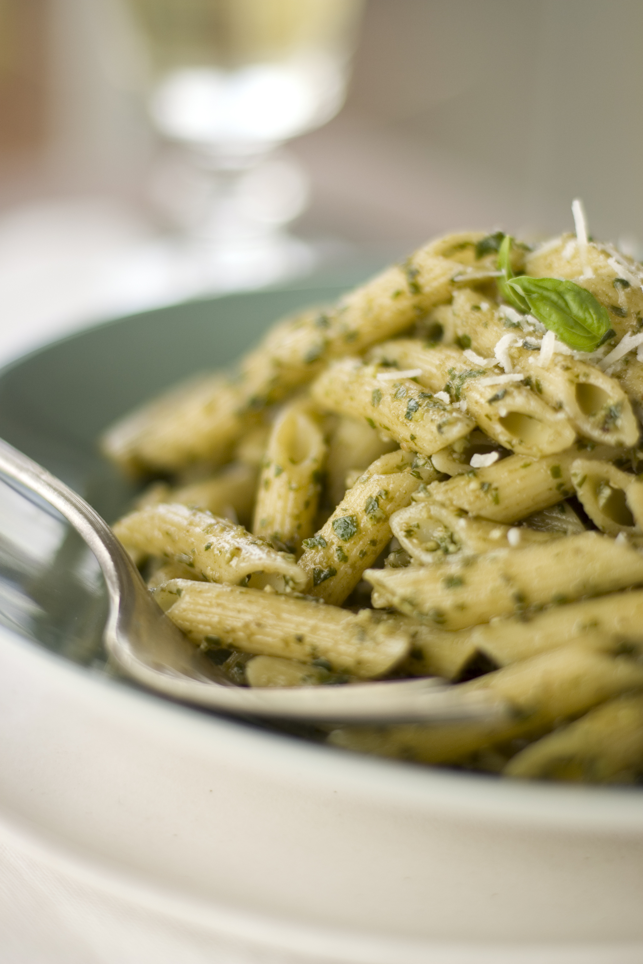 Macarrones al pesto italiano