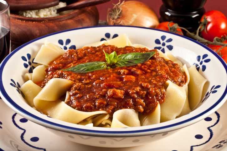 Pasta mafalda con boloñesa de venado