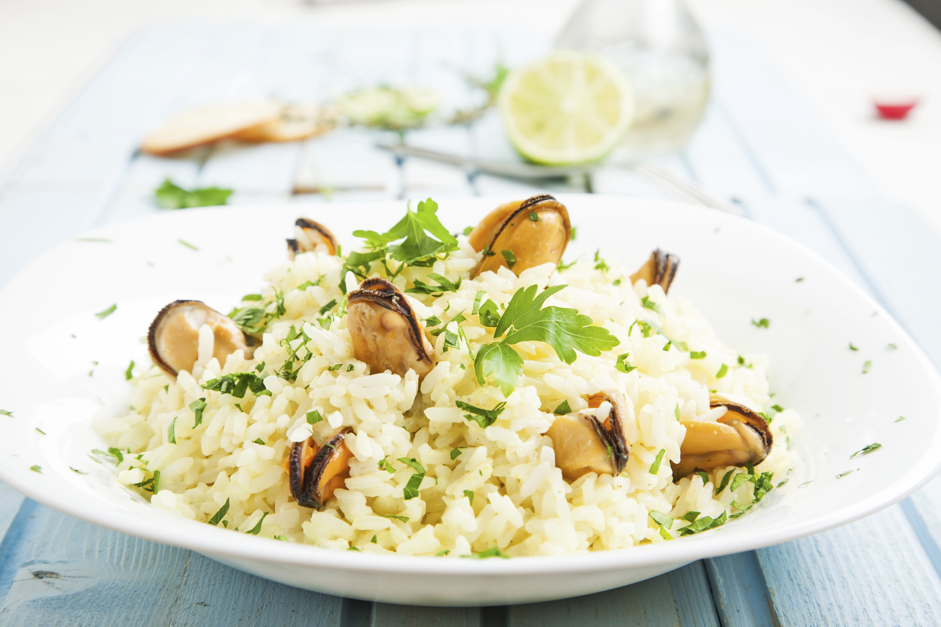 Mejillones con arroz blanco