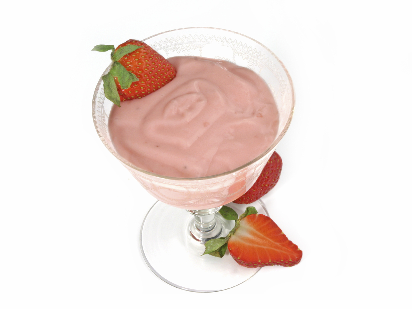 Mousse de fresones con frutas del bosque