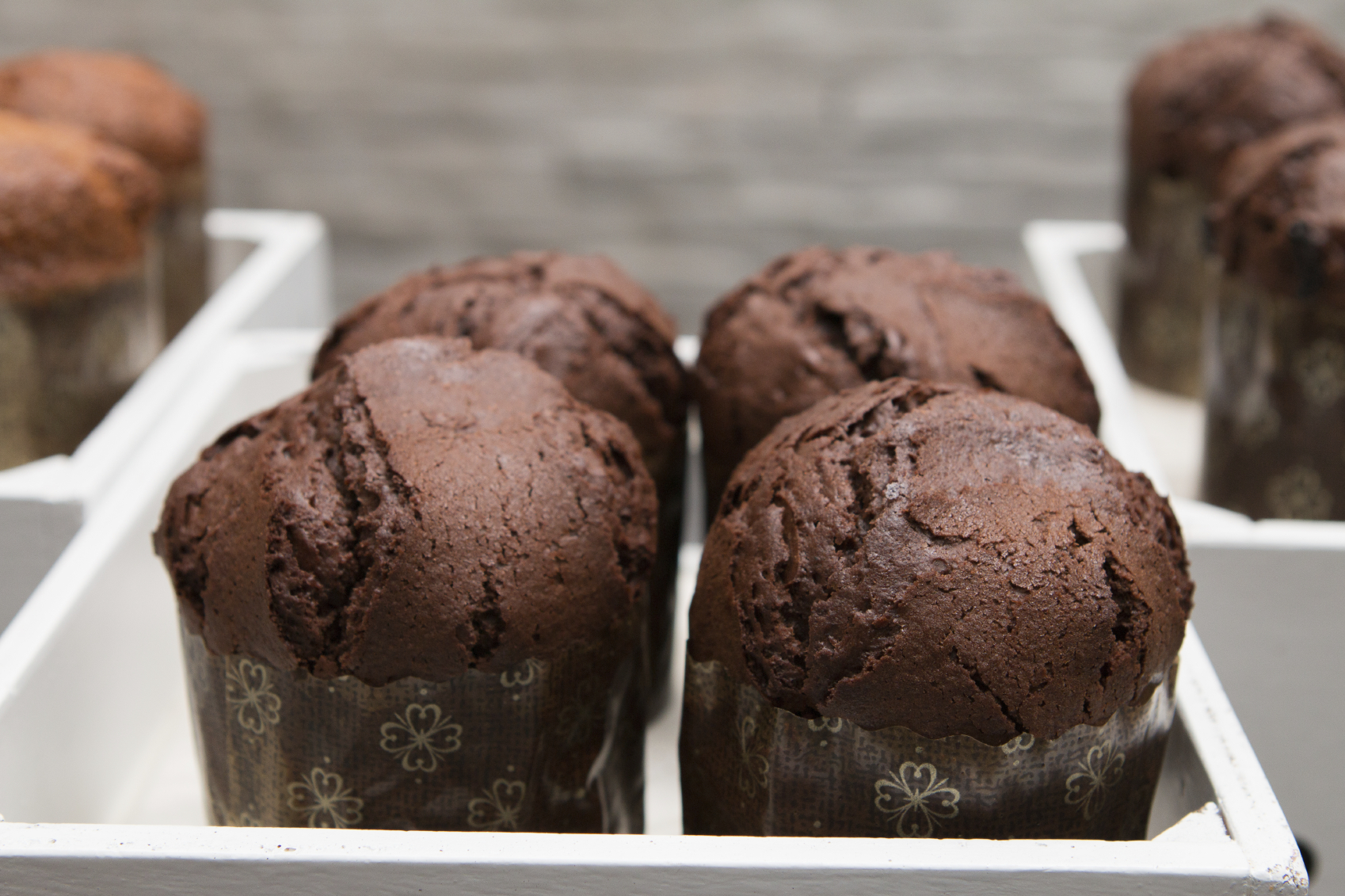 Muffin de chocolate con azúcar glas