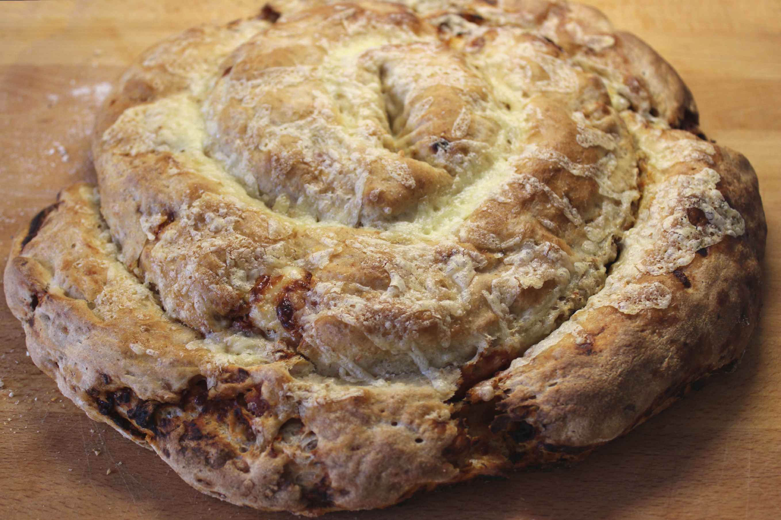 Pan de cebolla y aceitunas