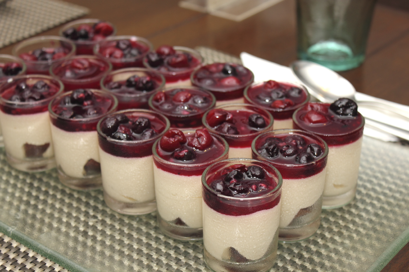 Panacotta de frutos rojos a la cordobesa