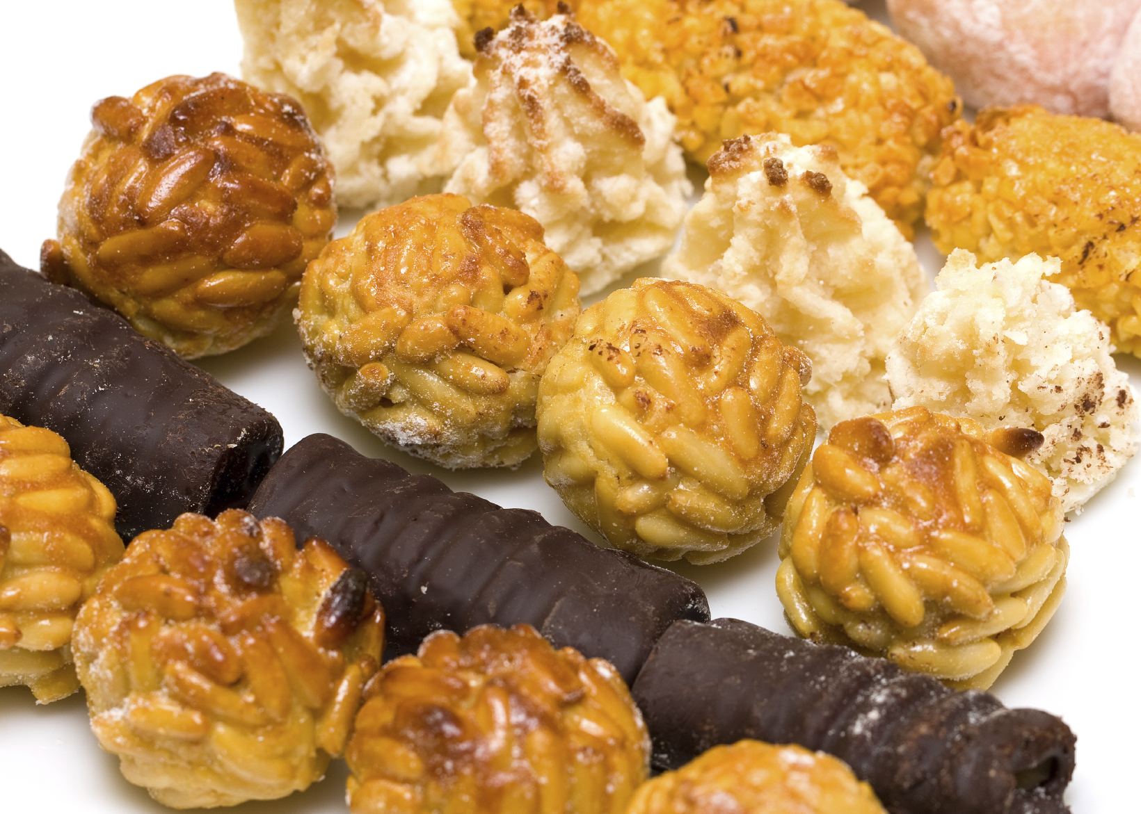 Panellets de naranja, membrillo y cerezas