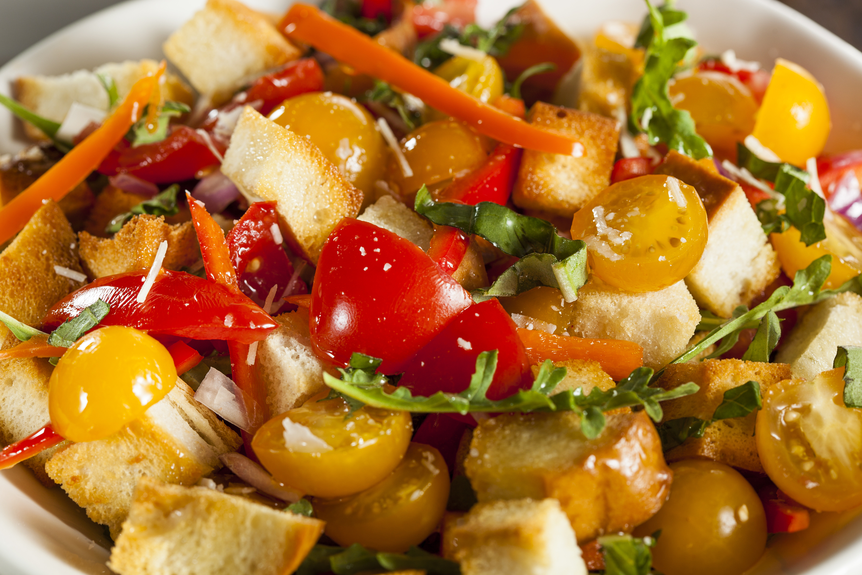 Panzanella de pimientos y tomates