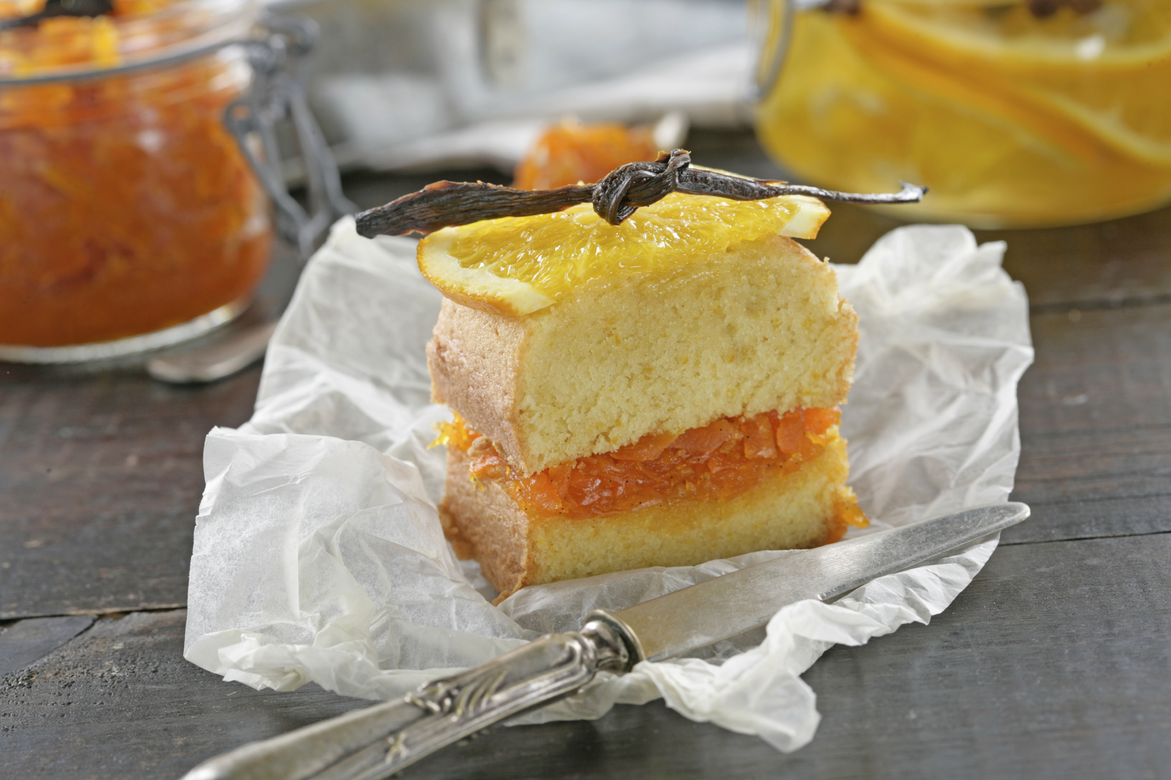 Pastel con mermelada de naranja