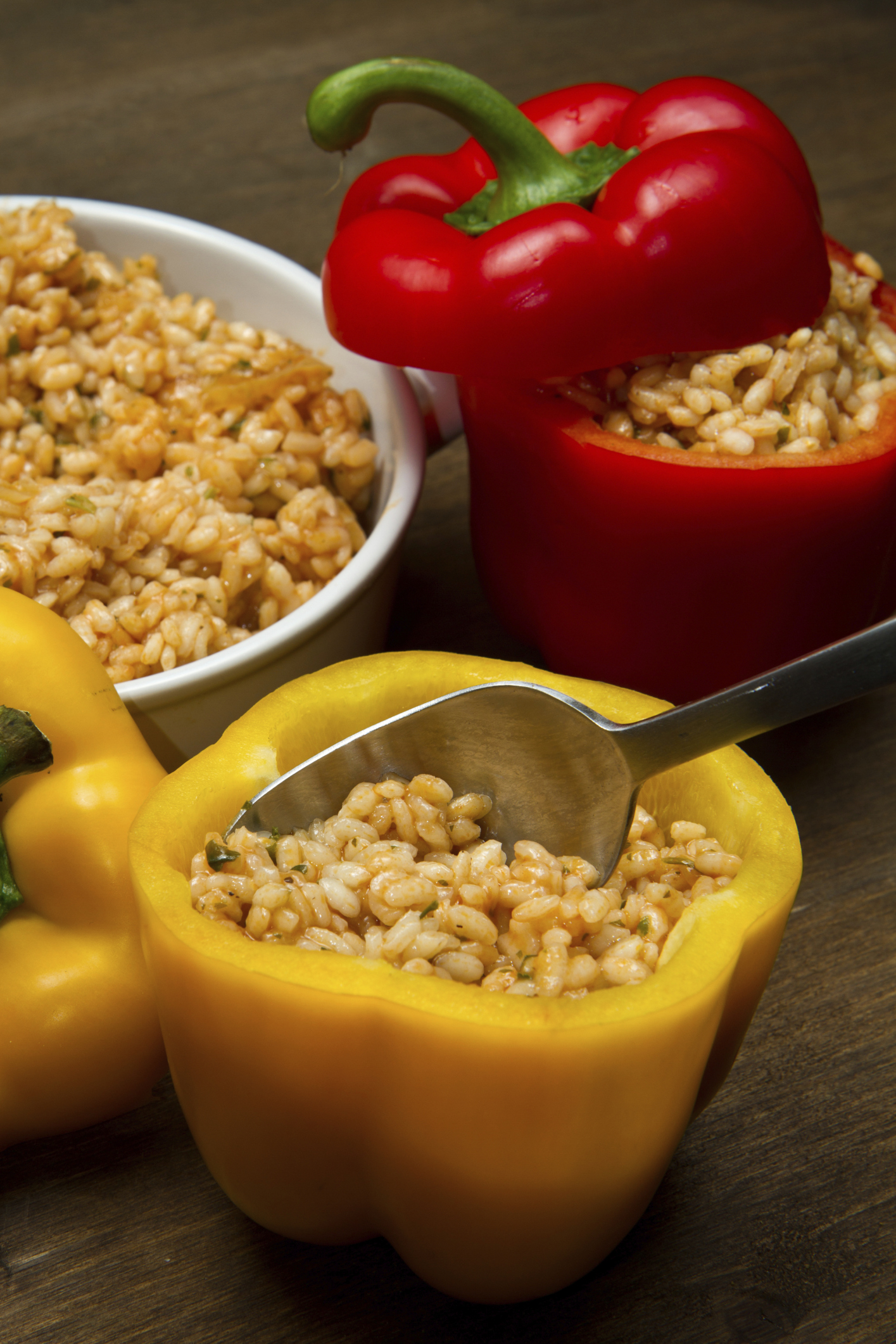 Pimientos rellenos de arroz y carne