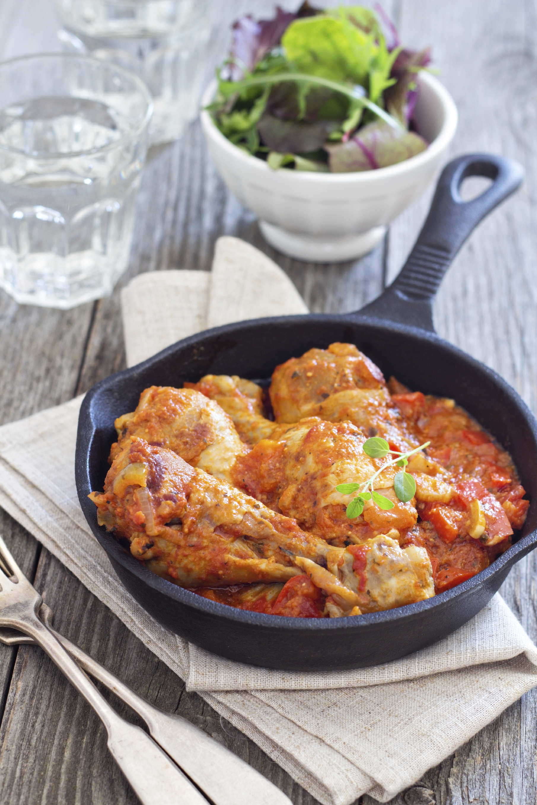 Pollo guisado con verduras