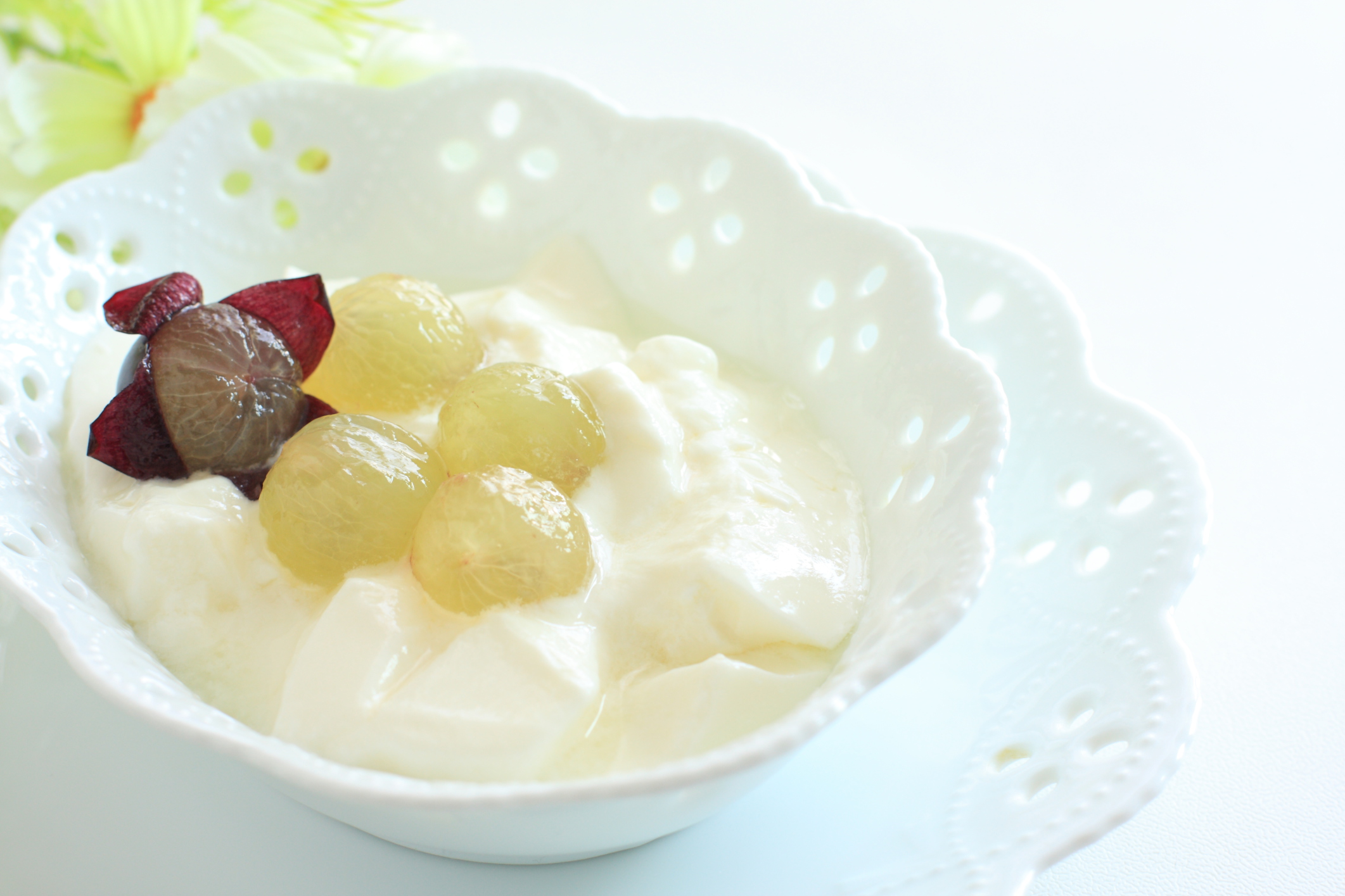 Postre de uvas y yogurt