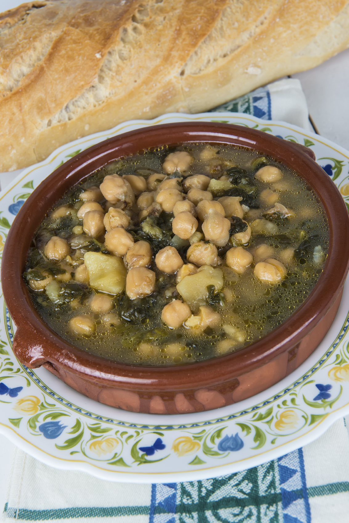 Potaje de garbanzos y acelgas en olla a presión