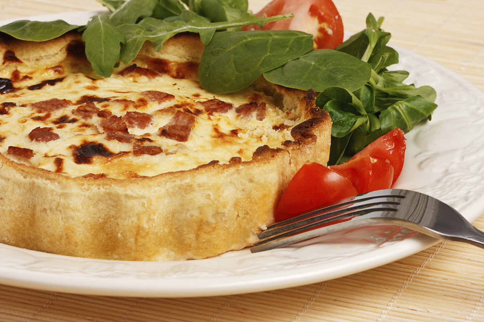 Quiche de bacon y tomates cereza