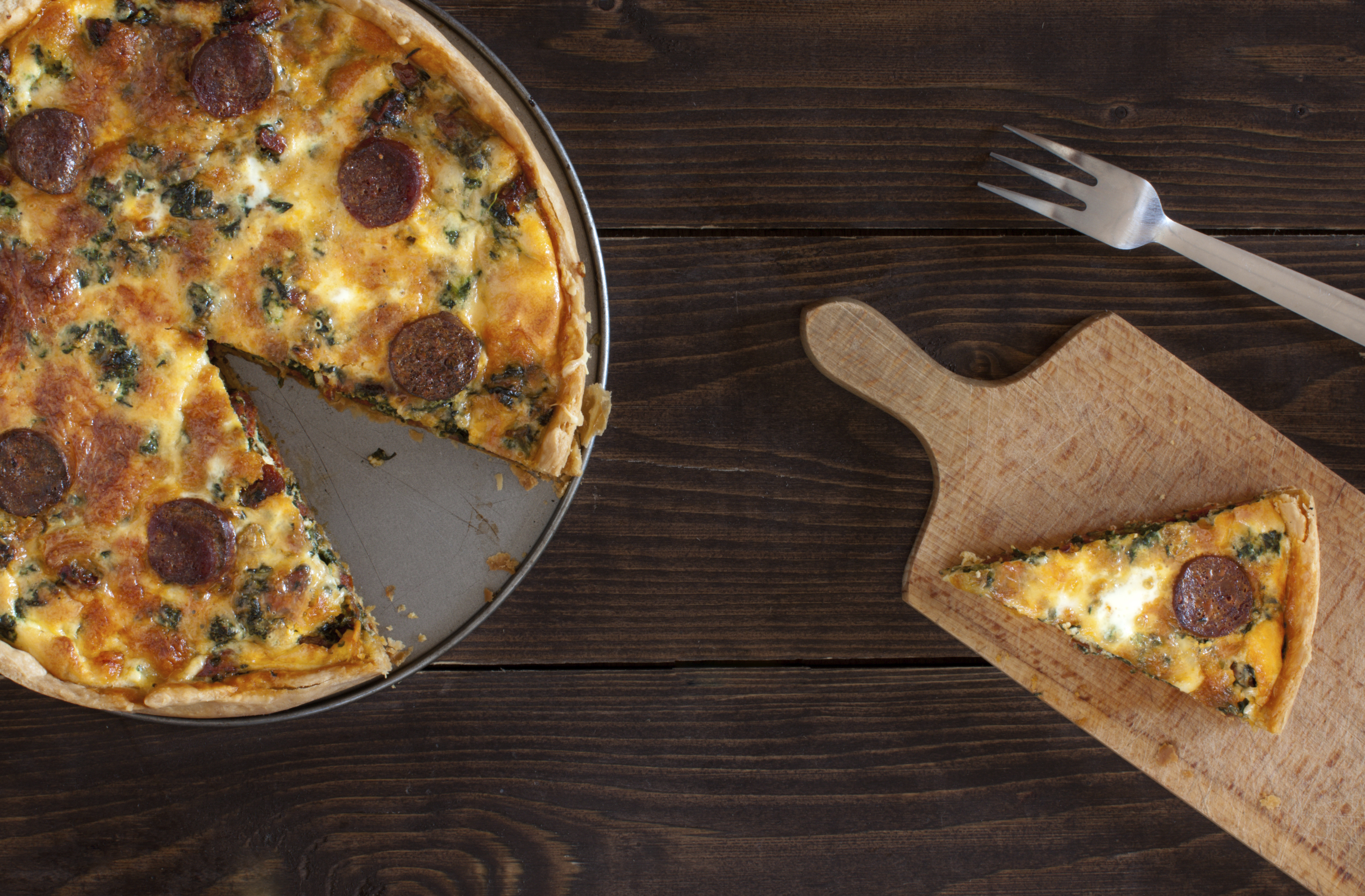 Quiche de chistorra con puerros