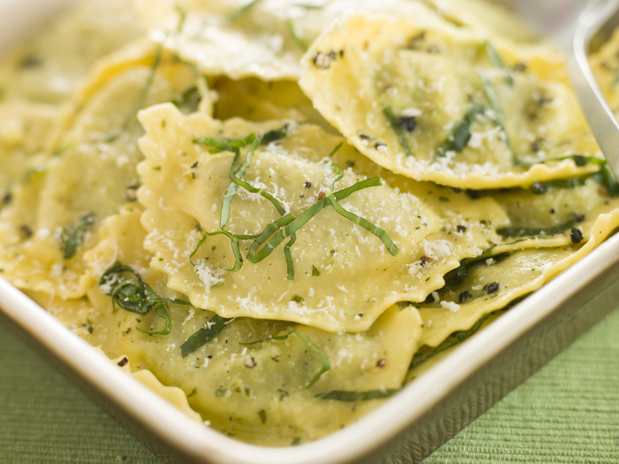 Ravioli de espinaca con yemas