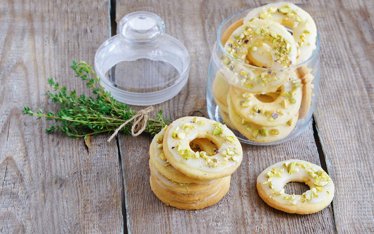 Rosquillas de limón y pistachos