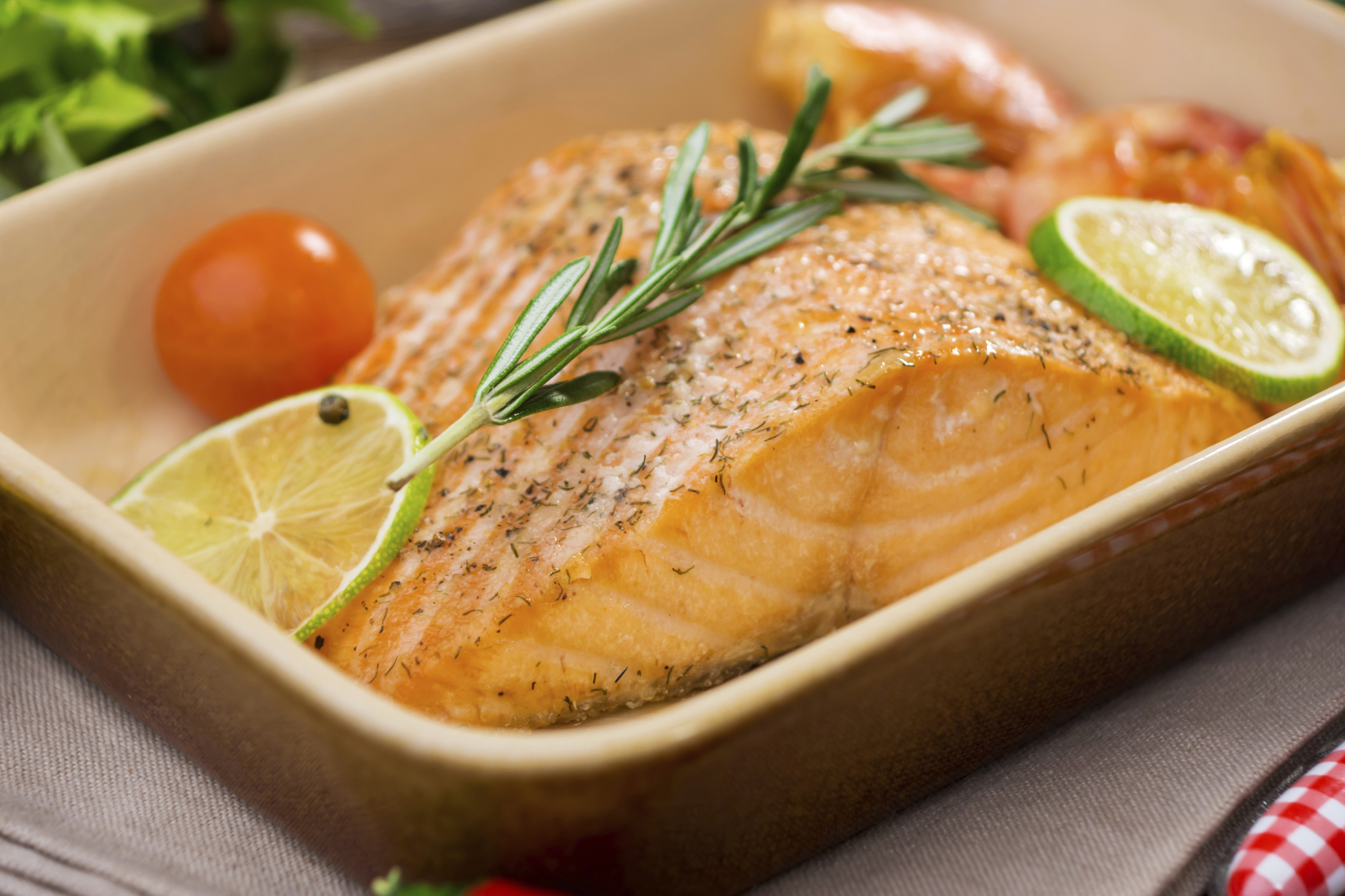 Salmón al horno con verduras