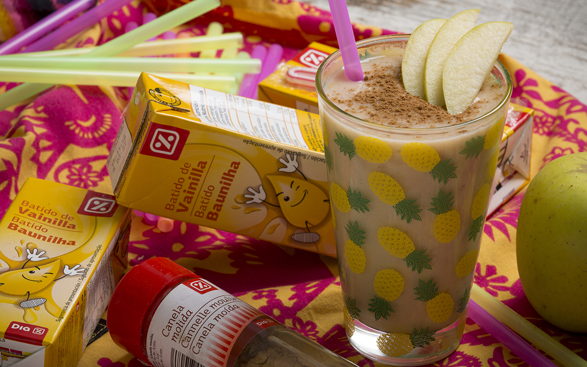Smoothie de manzana y plátano con canela y vainilla