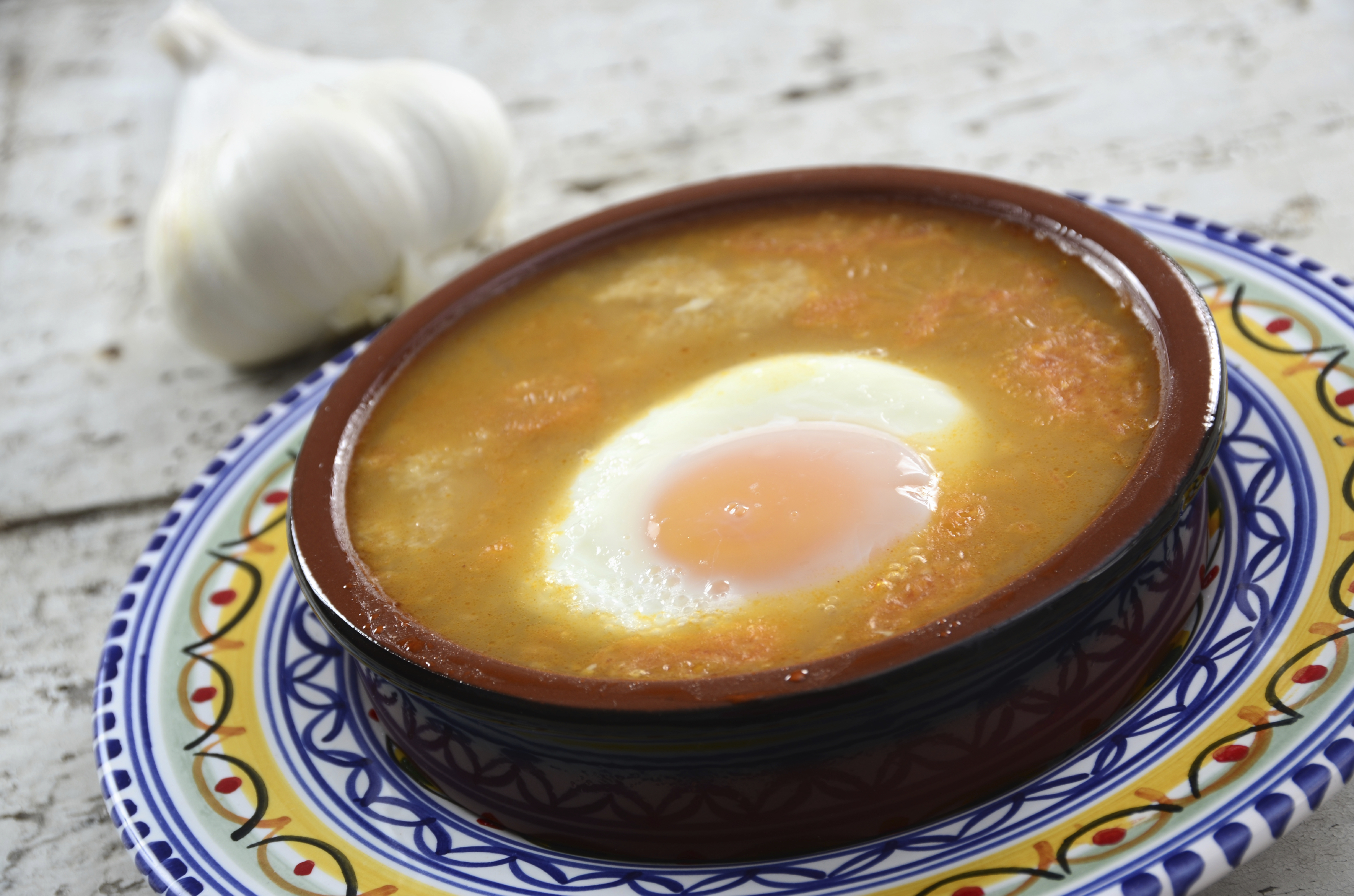 Sopa de ajo rápida