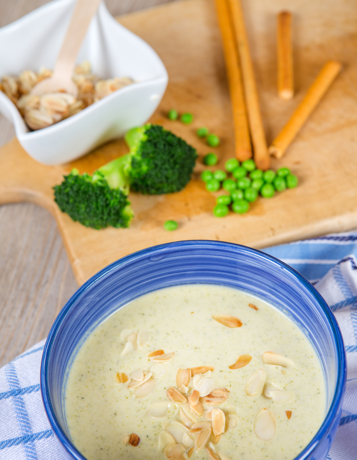 Sopa de crema de almendras de Papá