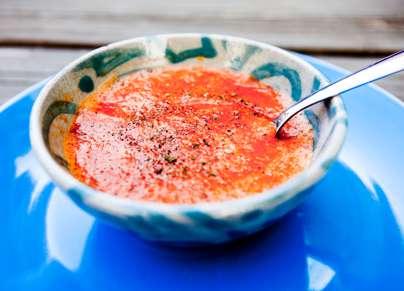 Sopa de verduras con zanahoria y tomate