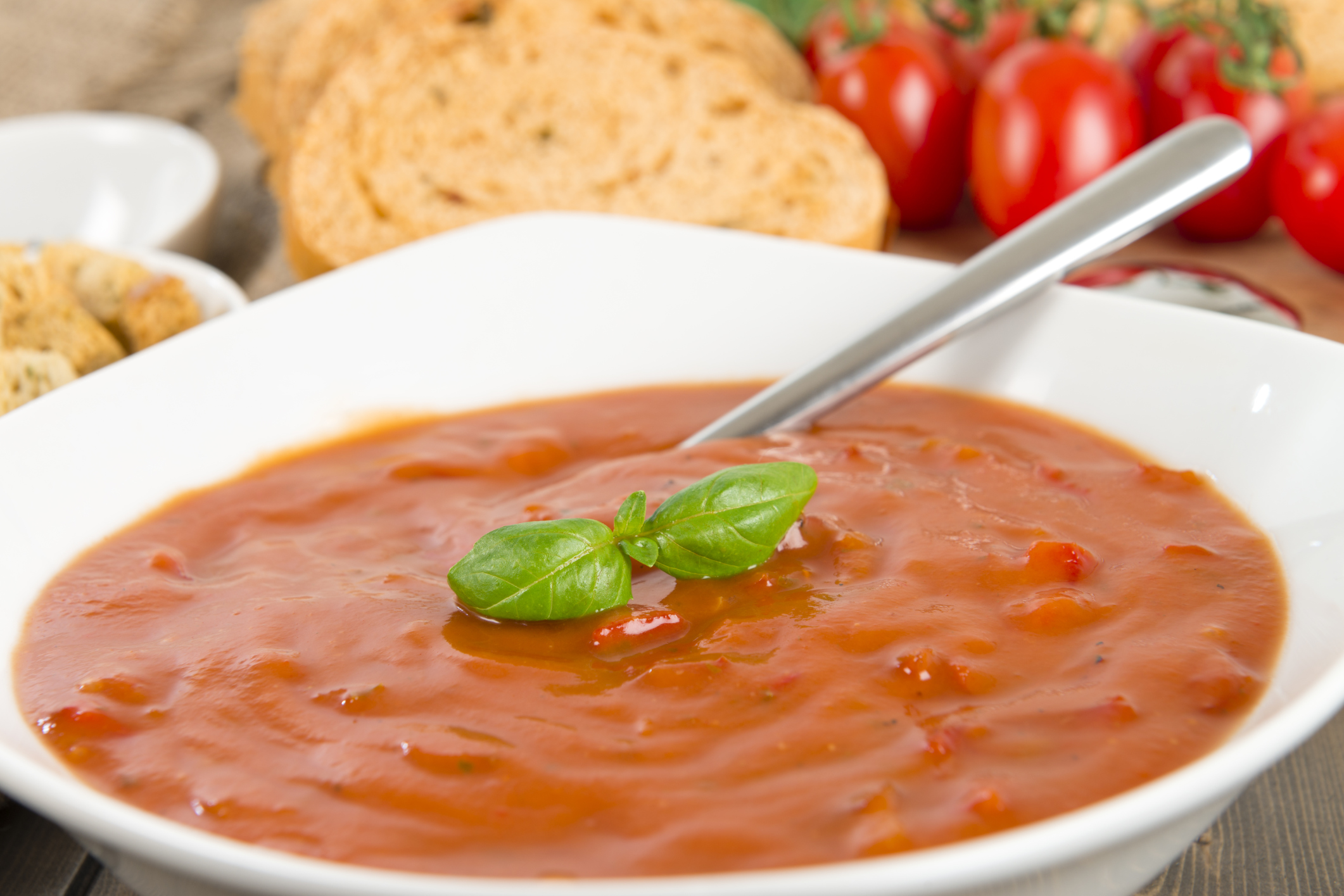 Sopa fría de tomate y pimiento rojo 
