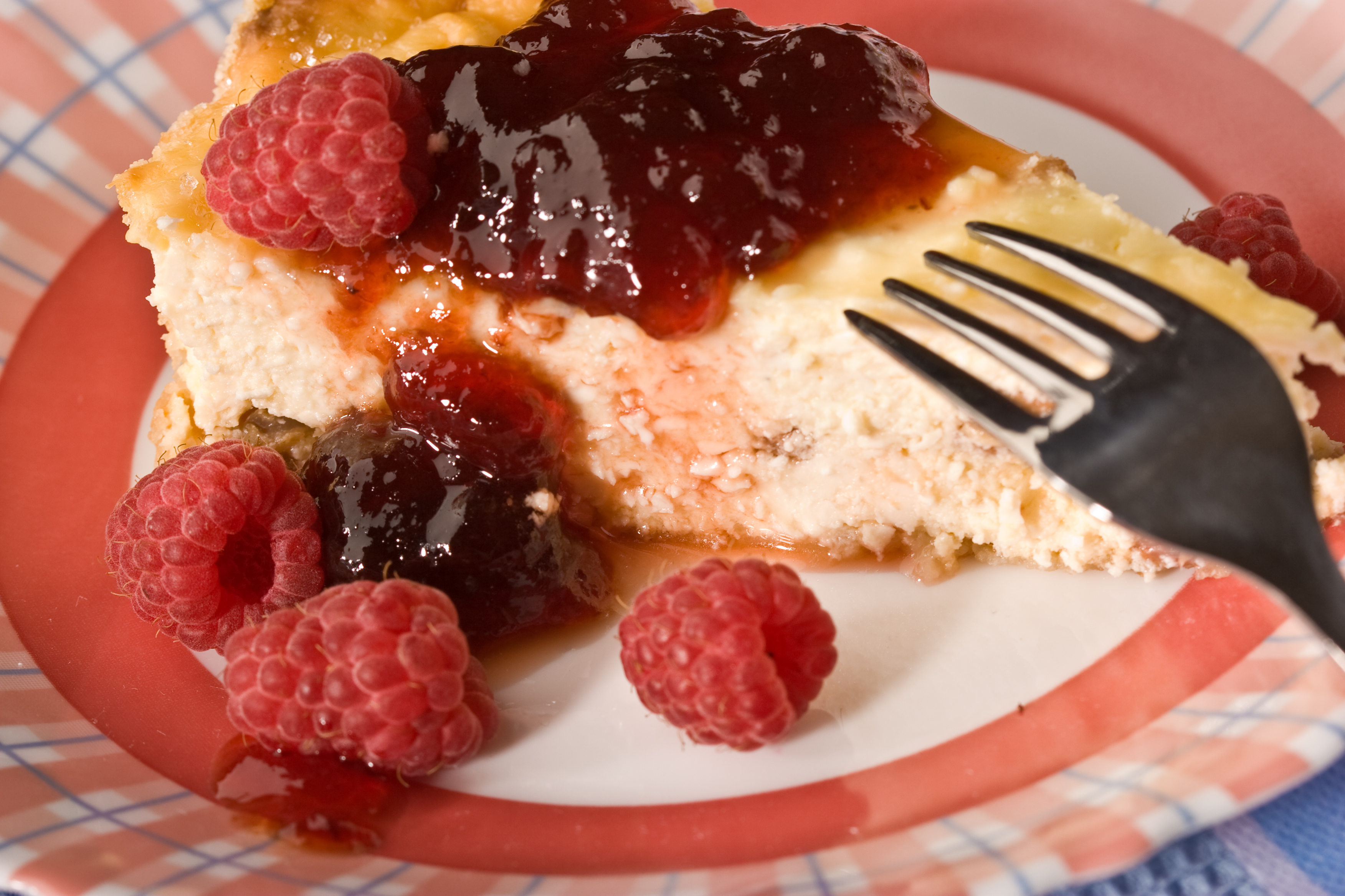 Tarta de queso y yogur con mermelada