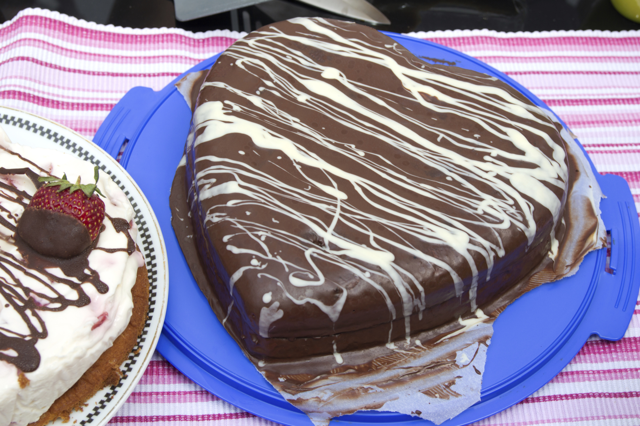 Tarta de San Valentín con ganache de chocolate