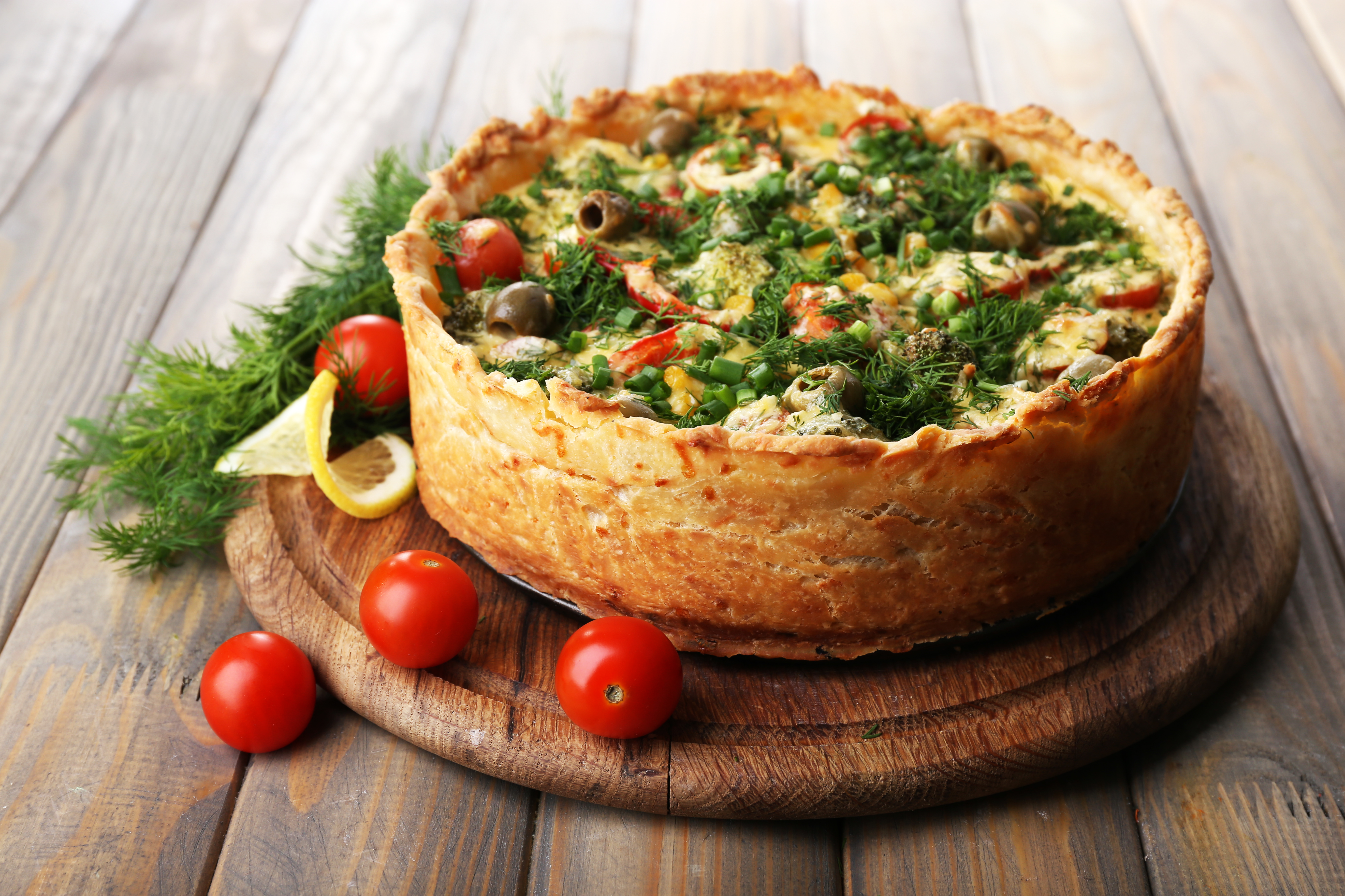 Tarta de verduras con aceitunas