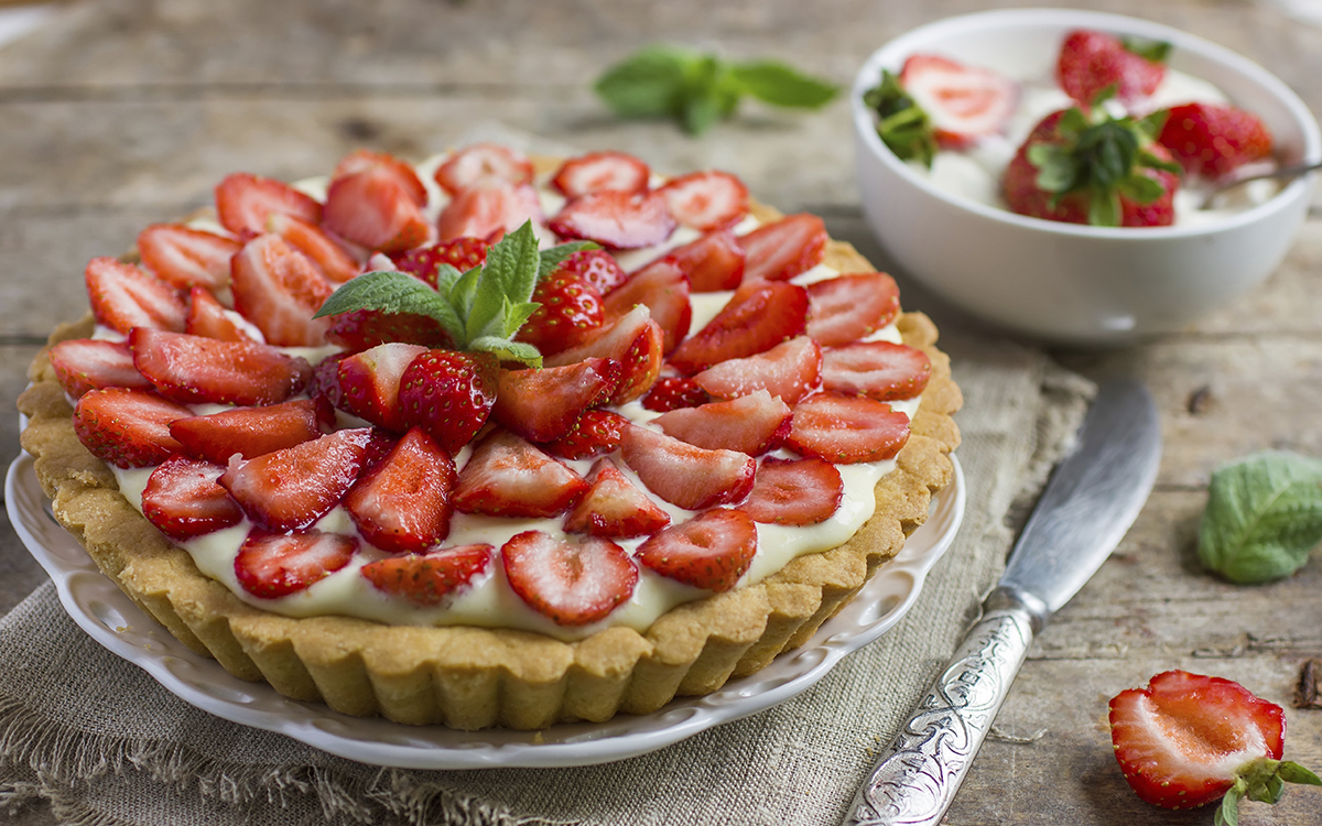 Tarta de fresas y crema