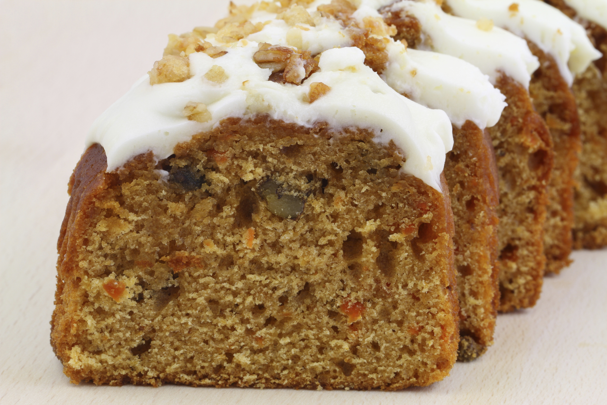 Torta o budín de zanahoria con nueces