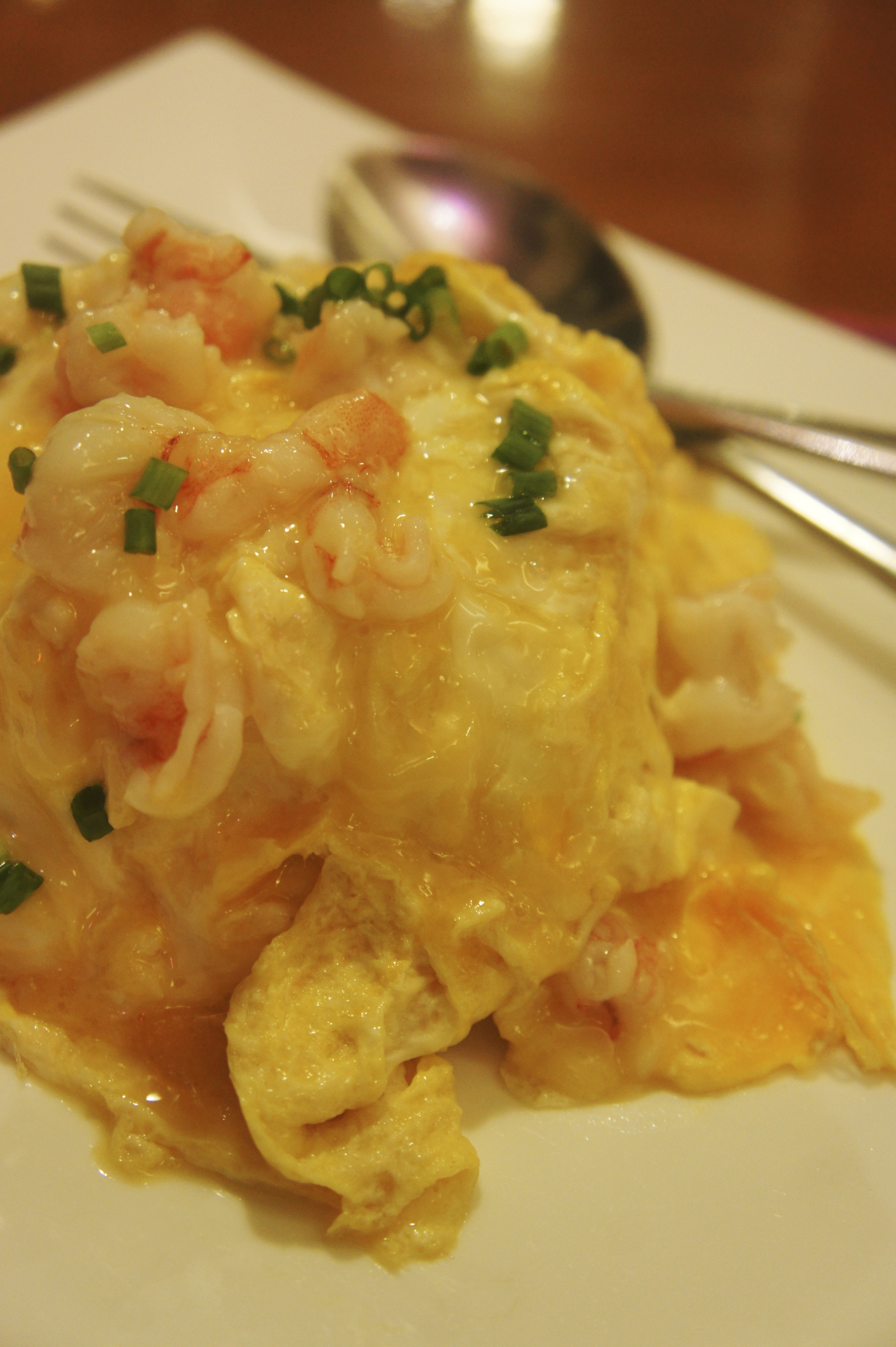 Tortilla de gambas y anguriñas