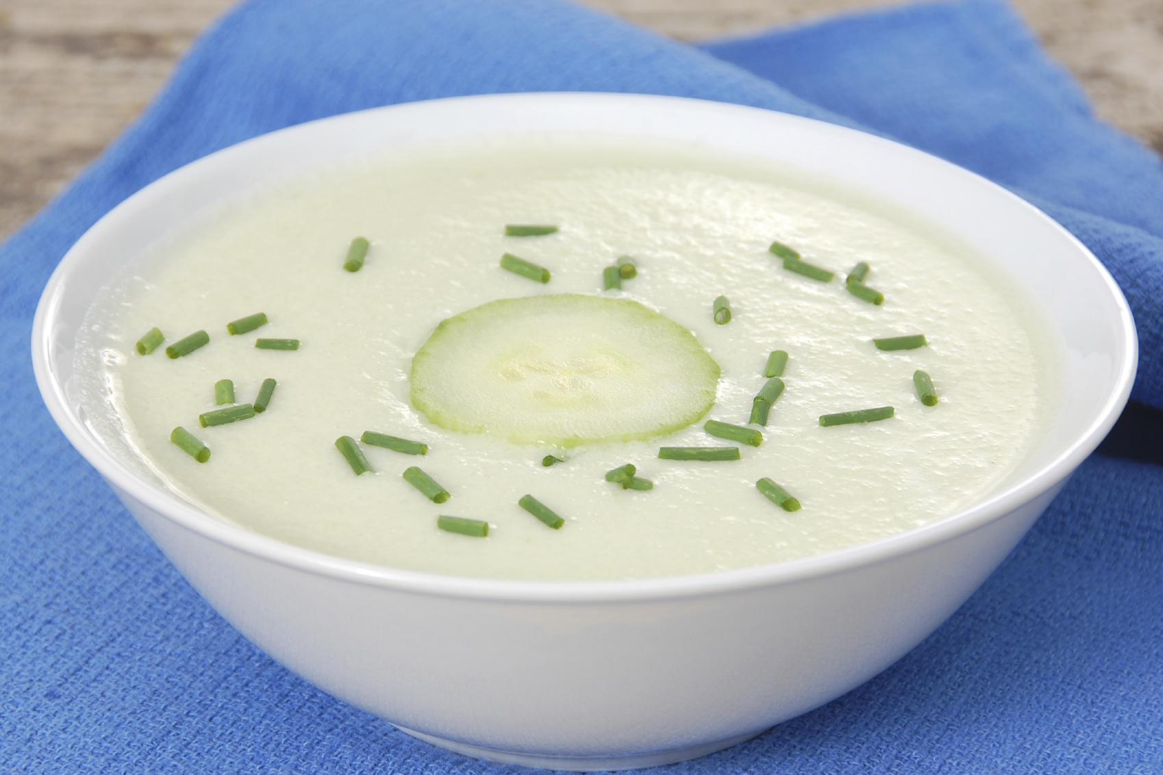 Zupa Ogórkowa (Sopa de pepino)